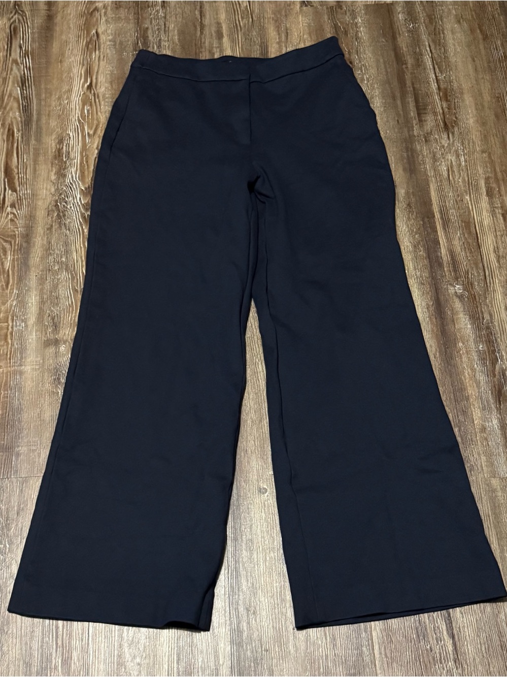 Quince Ultra Stretch Pointe Trousers Women's 8 Wide Leg Cropped in Navy